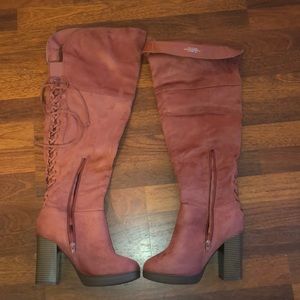 It’s Over-The-Knee Boots